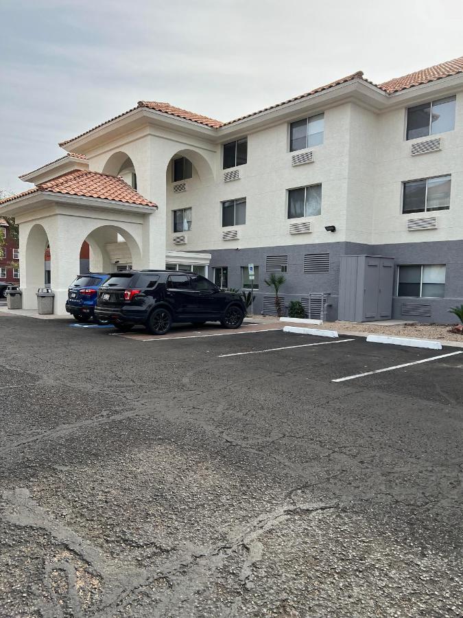 Express & Phoenix - West By Ihg 2* Mesa