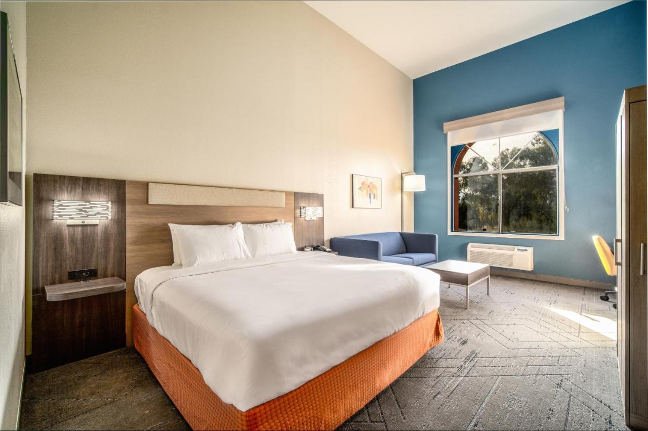 Hotel Express & Phoenix - West By Ihg Mesa